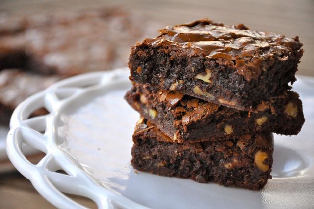 Bakery-Style Chewy Brownies
